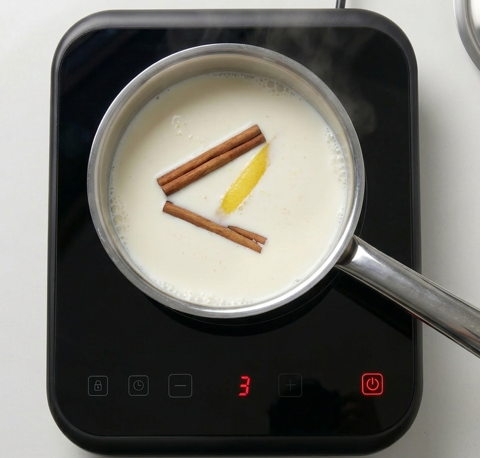 Helado de canela casero para acompañar postres de toda la vida