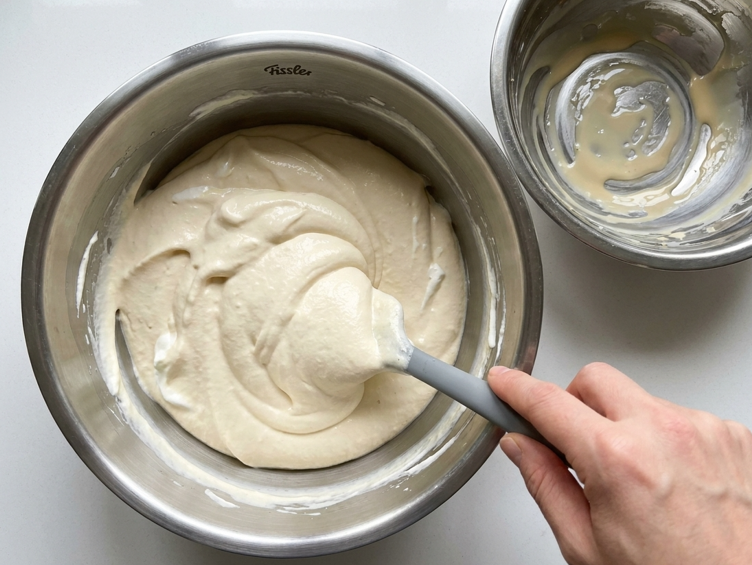 Helado de leche condensada
