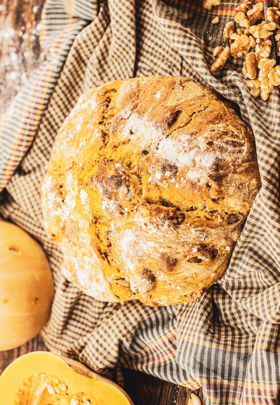 Pan sin amasado de calabaza y nueces paso a paso