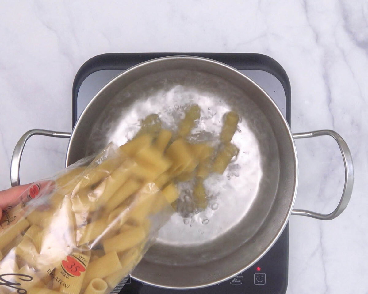 rigatoni carbonara paso 12