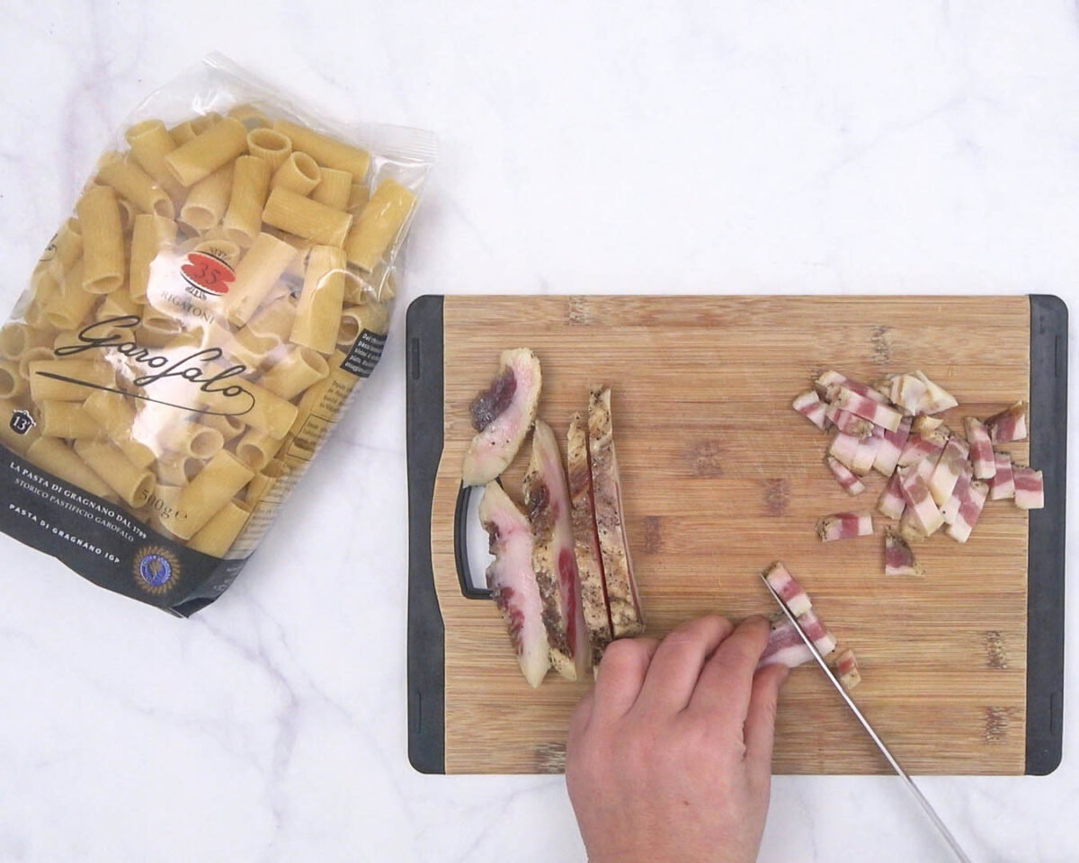 rigatoni carbonara paso 3