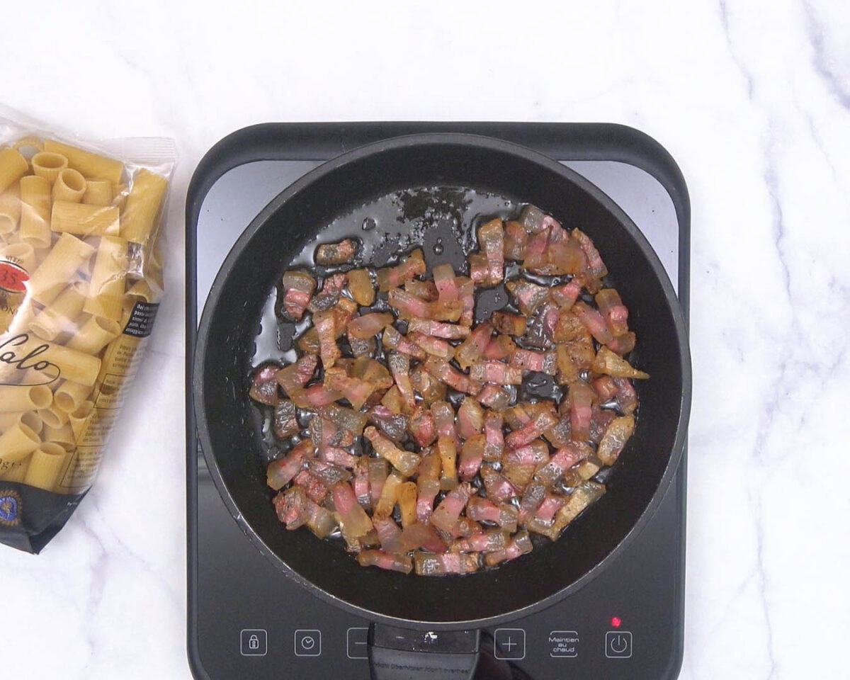 rigatoni carbonara paso 9