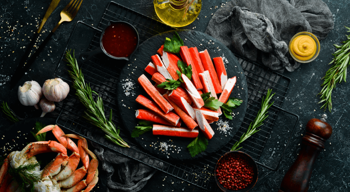 Palitos de cangrejo, surimi o salchichas del mar. ¿De qué están hechos?