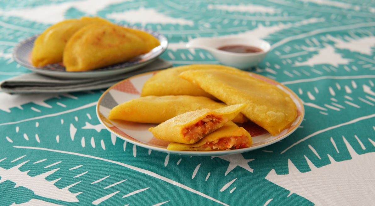 Empanadas colombianas de pollo y queso