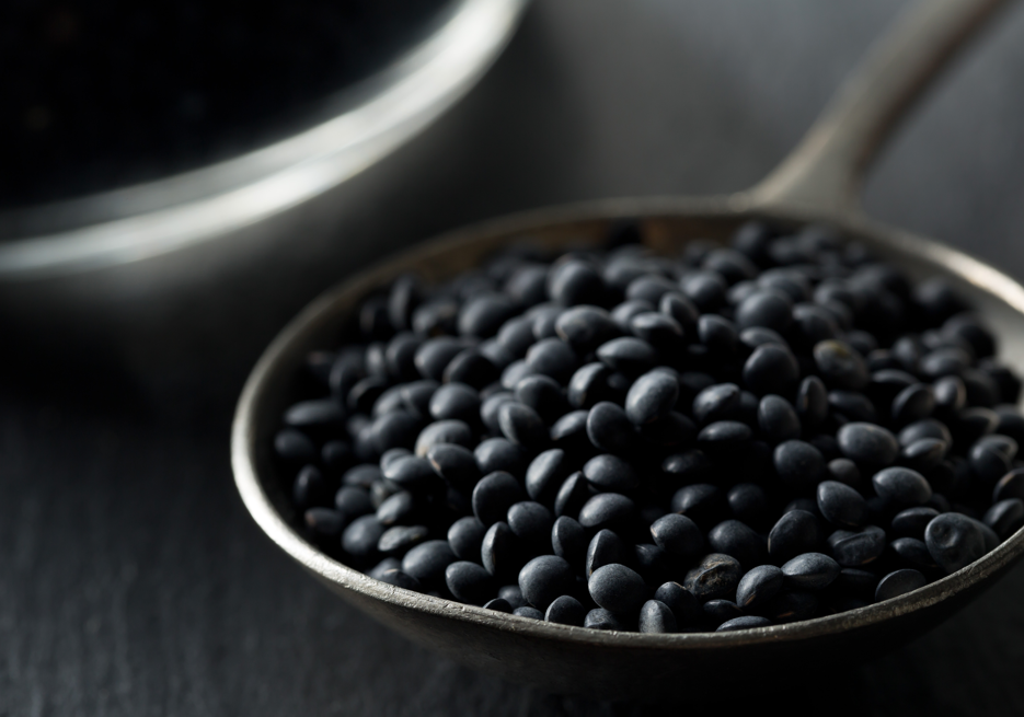 Lentejas caviar. ¿Qué son? Propiedades y usos en la cocina
