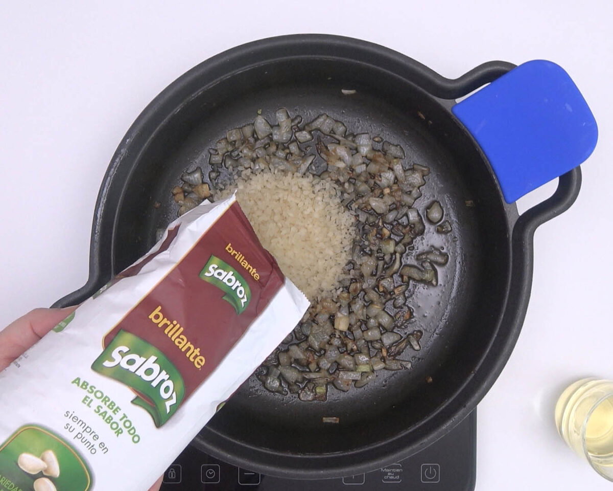 arroz con langostinos paso 18