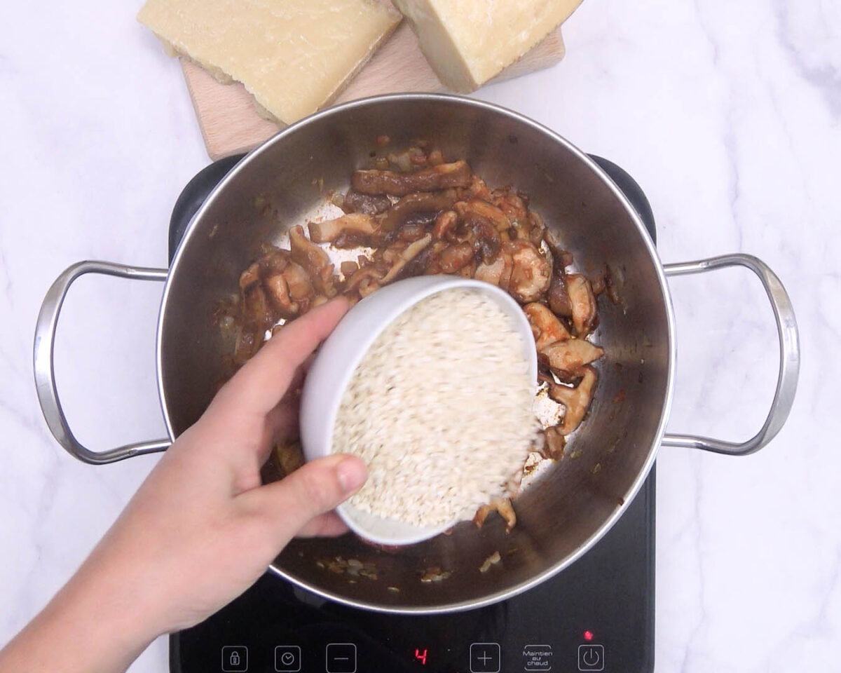 arroz cremoso con setas y queso grana padano paso 11