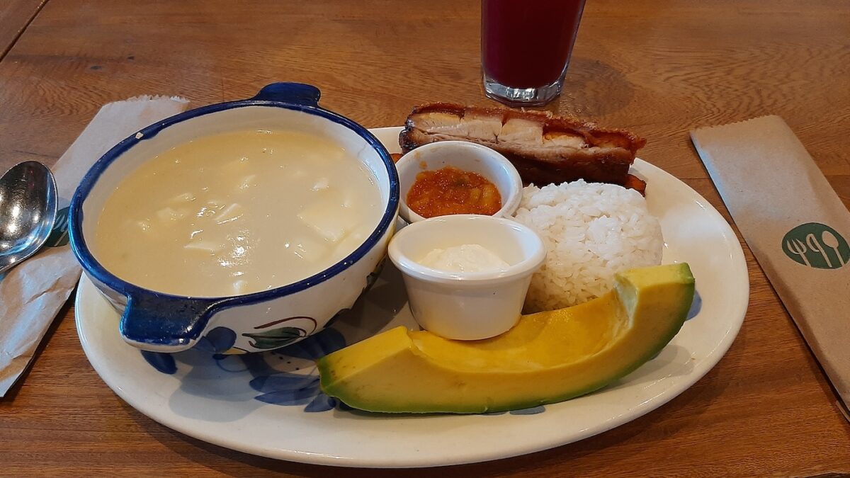 La mejor comida colombiana: Mas de 20 recetas deliciosas para hacer en casa