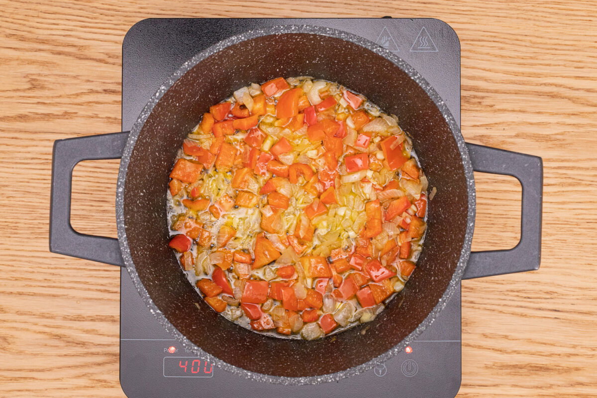 guiso de patatas y alcachofas paso 6