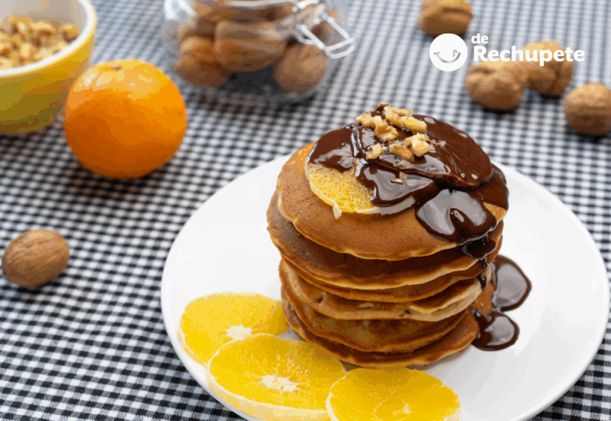 Panqueques sin huevo con chocolate y nueces