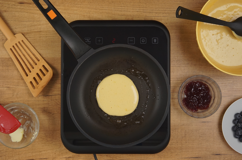 Panqueques sin leche con frutos rojos