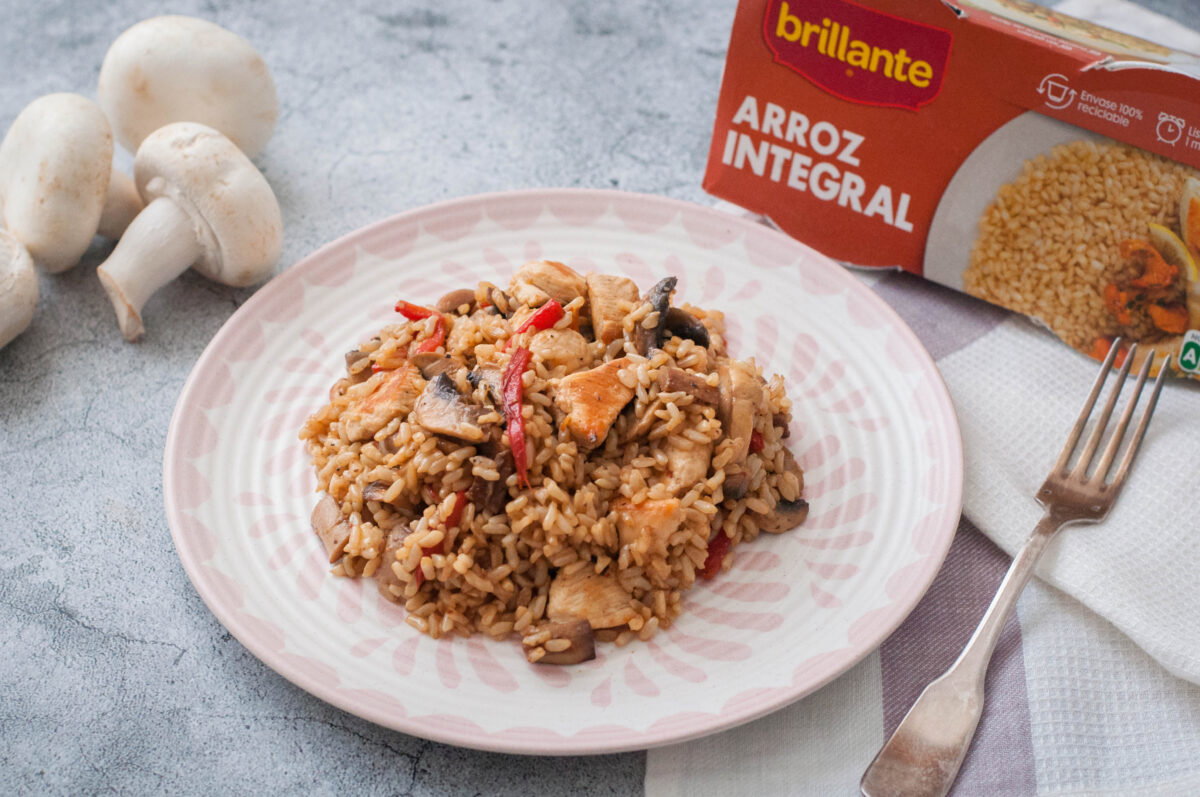 salteado de arroz pollo y championes paso 17