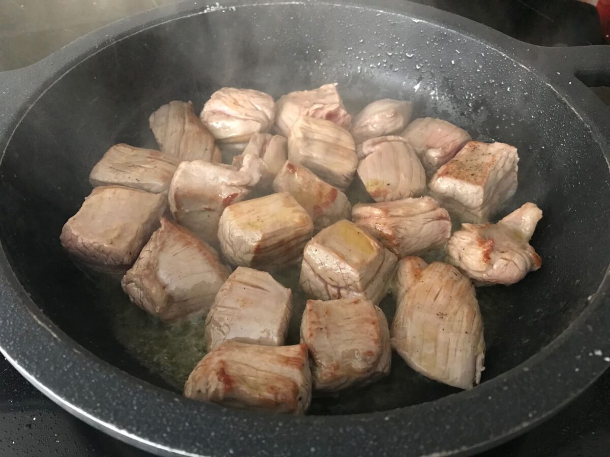 sukalki guiso húngaro paso 10