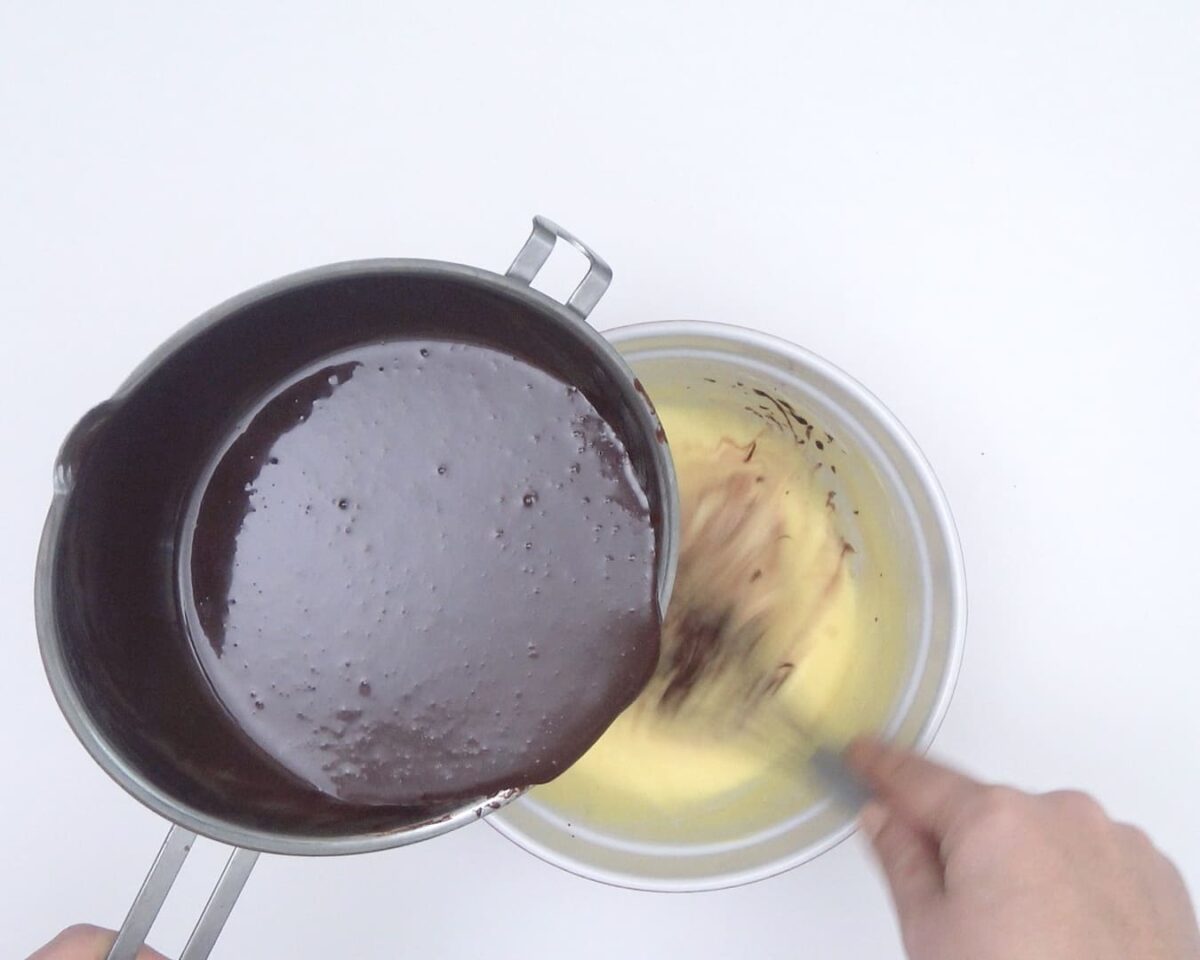 tarta mousse chocolate y frutos secos paso 17