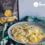 Capellacci rellenos de chantarella y Grana Padano con crema de azafrán