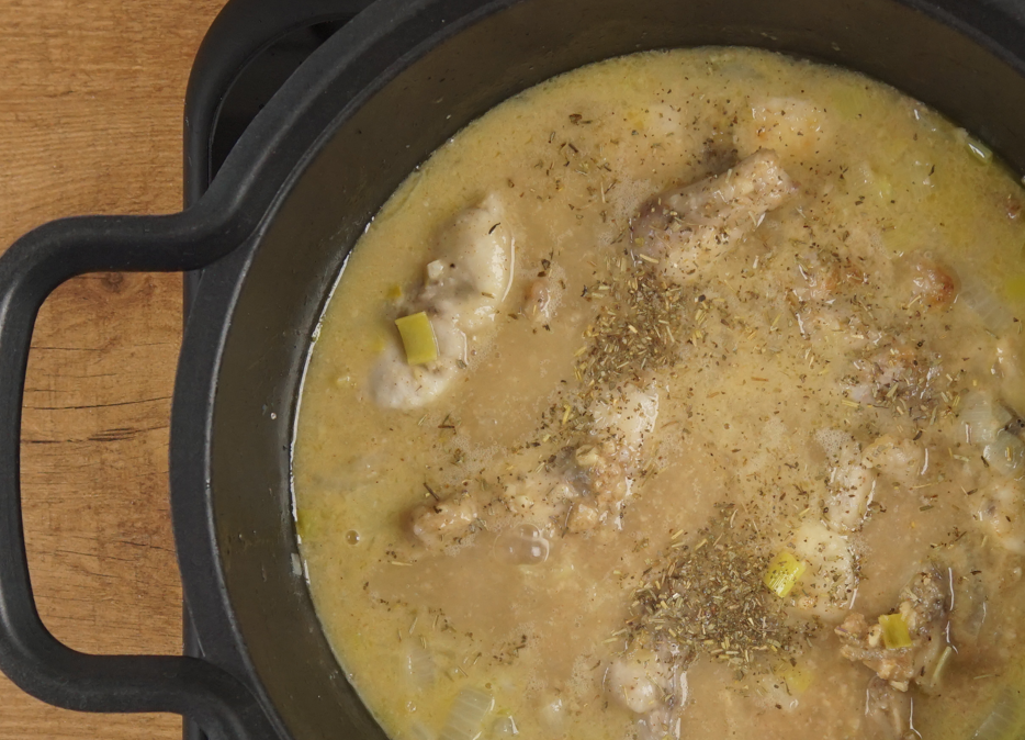 Conejo en salsa de almendras