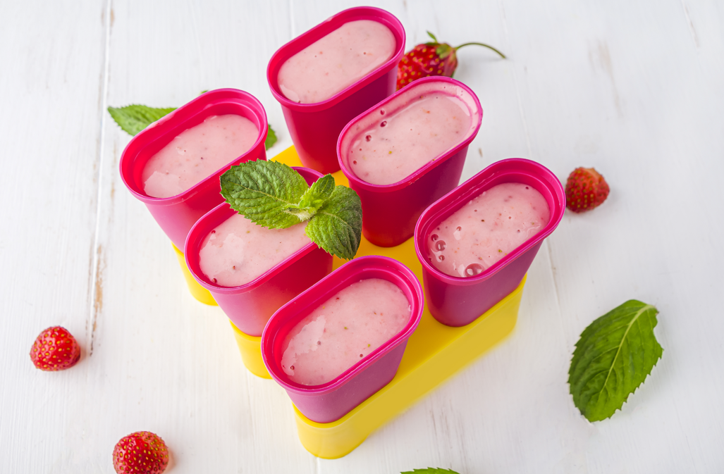 Polos de fresa y yogur