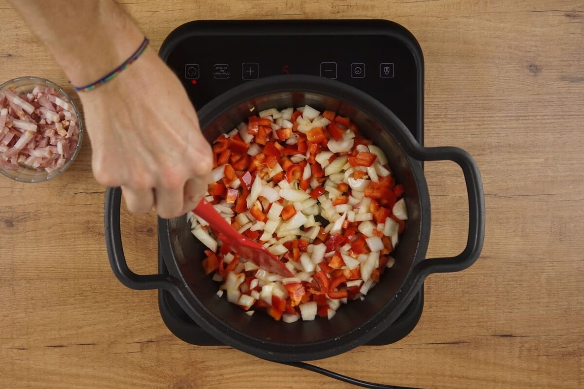 Acelgas con bacon y tomate 3