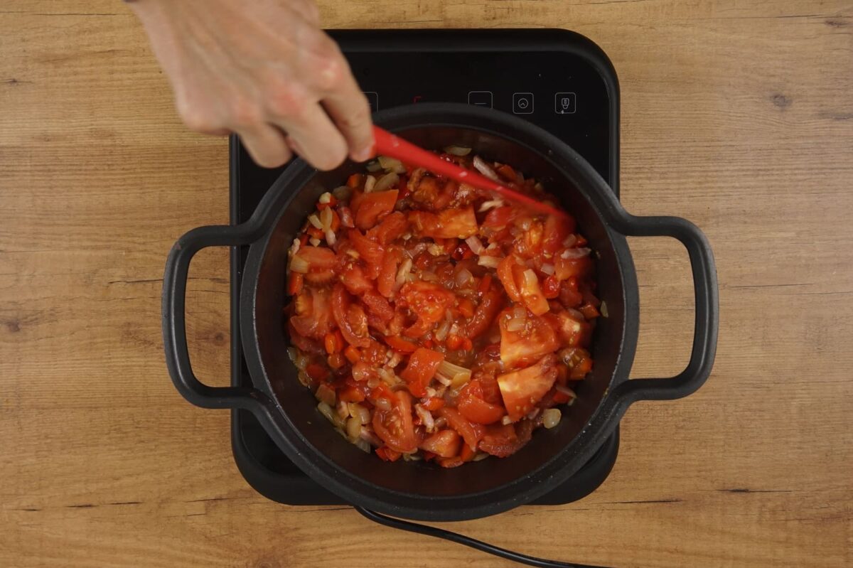 Acelgas con bacon y tomate 6