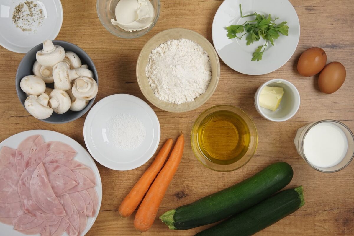 Crêpes saladas rellenas de verduras y jamón 1