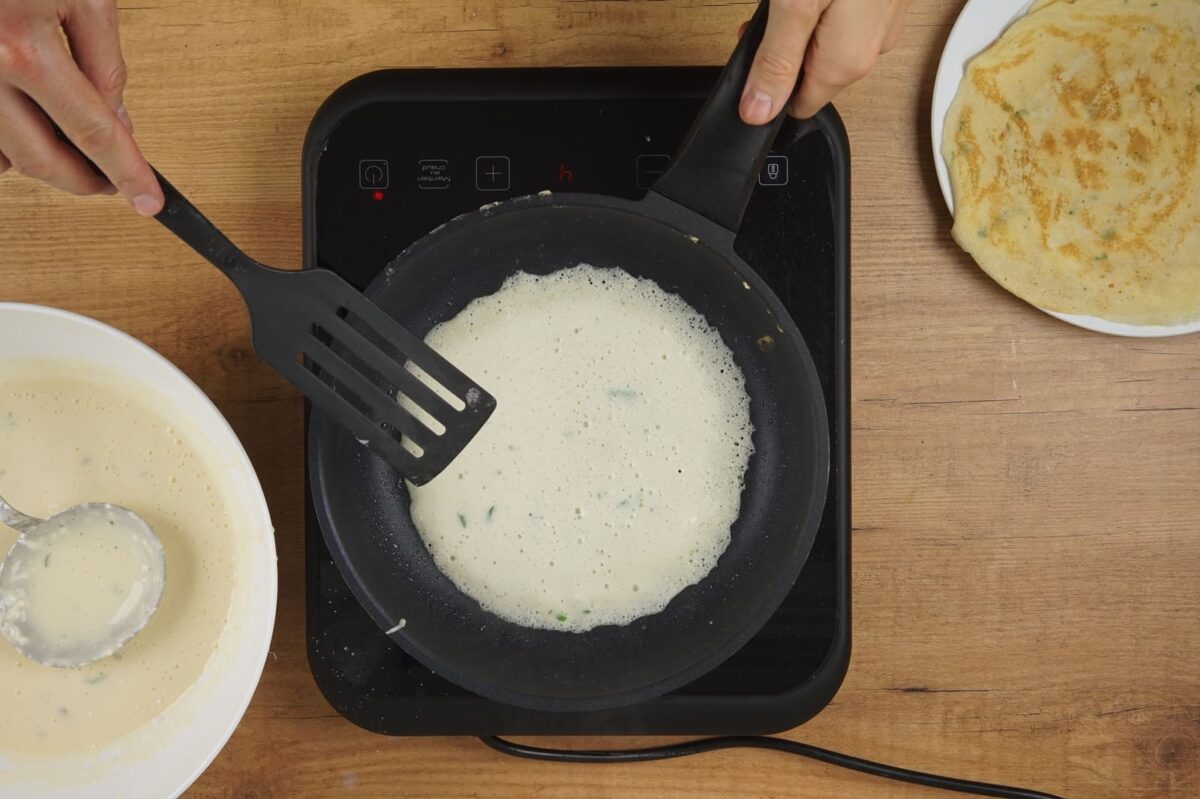 Crêpes saladas rellenas de verduras y jamón 13