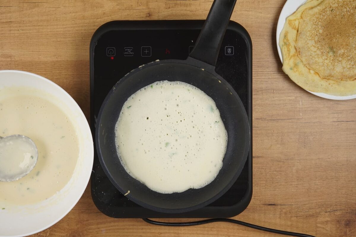 Crêpes saladas rellenas de verduras y jamón 14