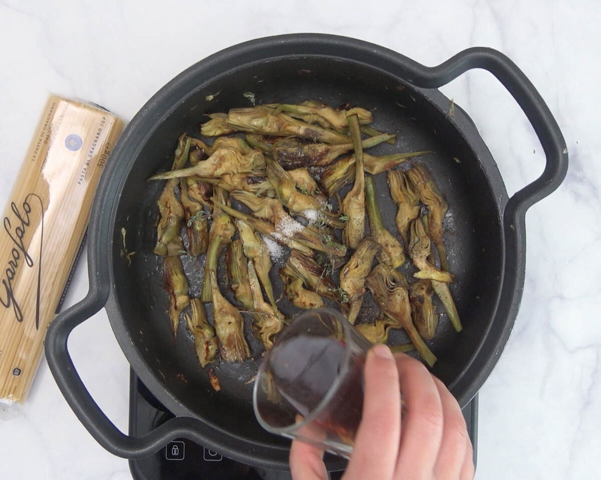 Espaguetis con alcachofas y langostinos 12