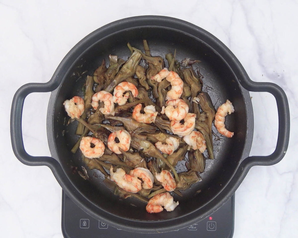 Espaguetis con alcachofas y langostinos 15