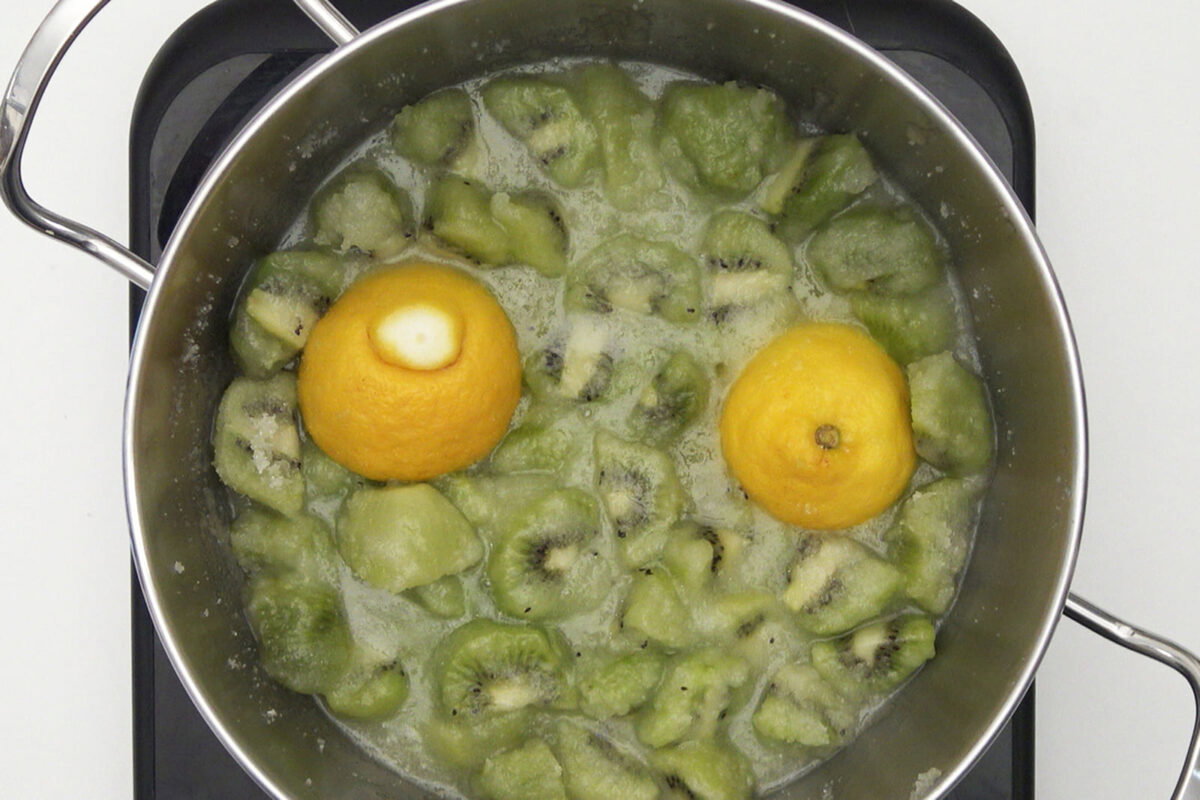Mermelada de kiwi. Receta casera con y sin azúcar 8