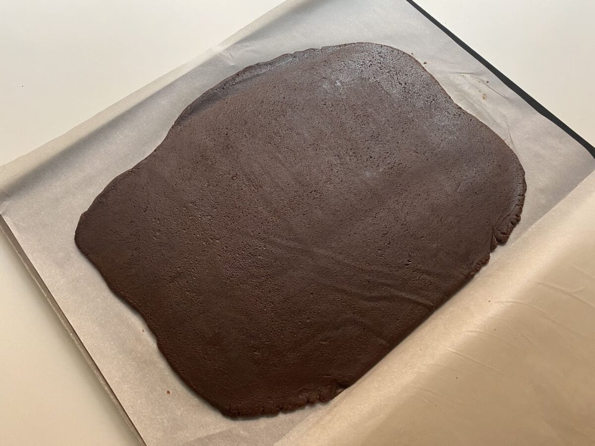 Sándwiches de galletas de chocolate monstruosos para Halloween (7)