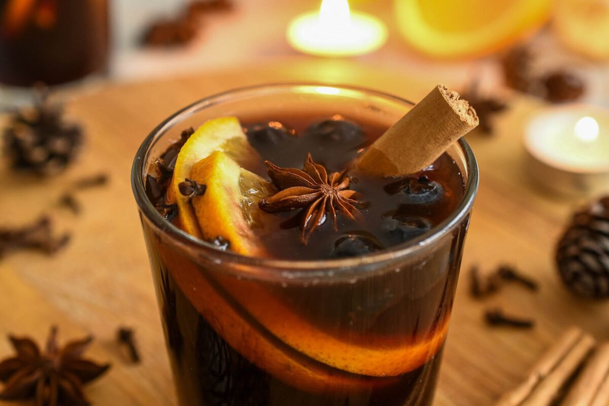 Vino caliente especiado de Navidad. Glühwein (12)