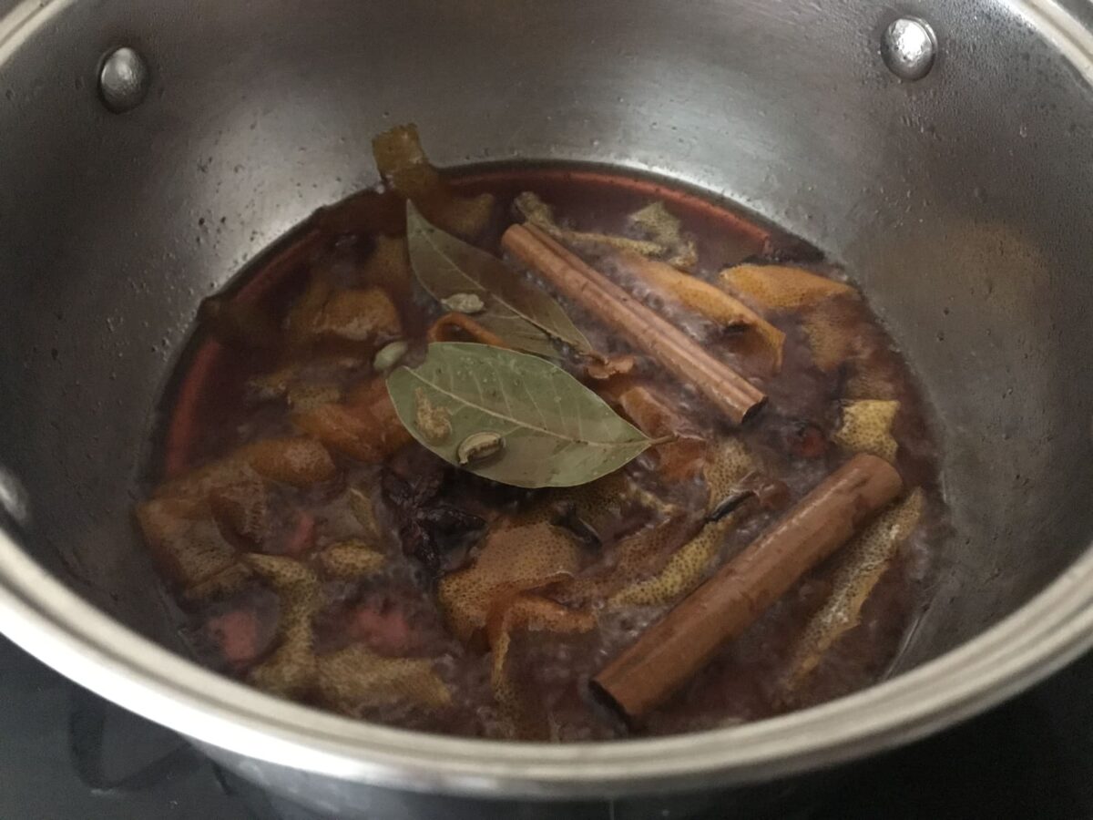 Vino caliente especiado de Navidad. Glühwein (8)
