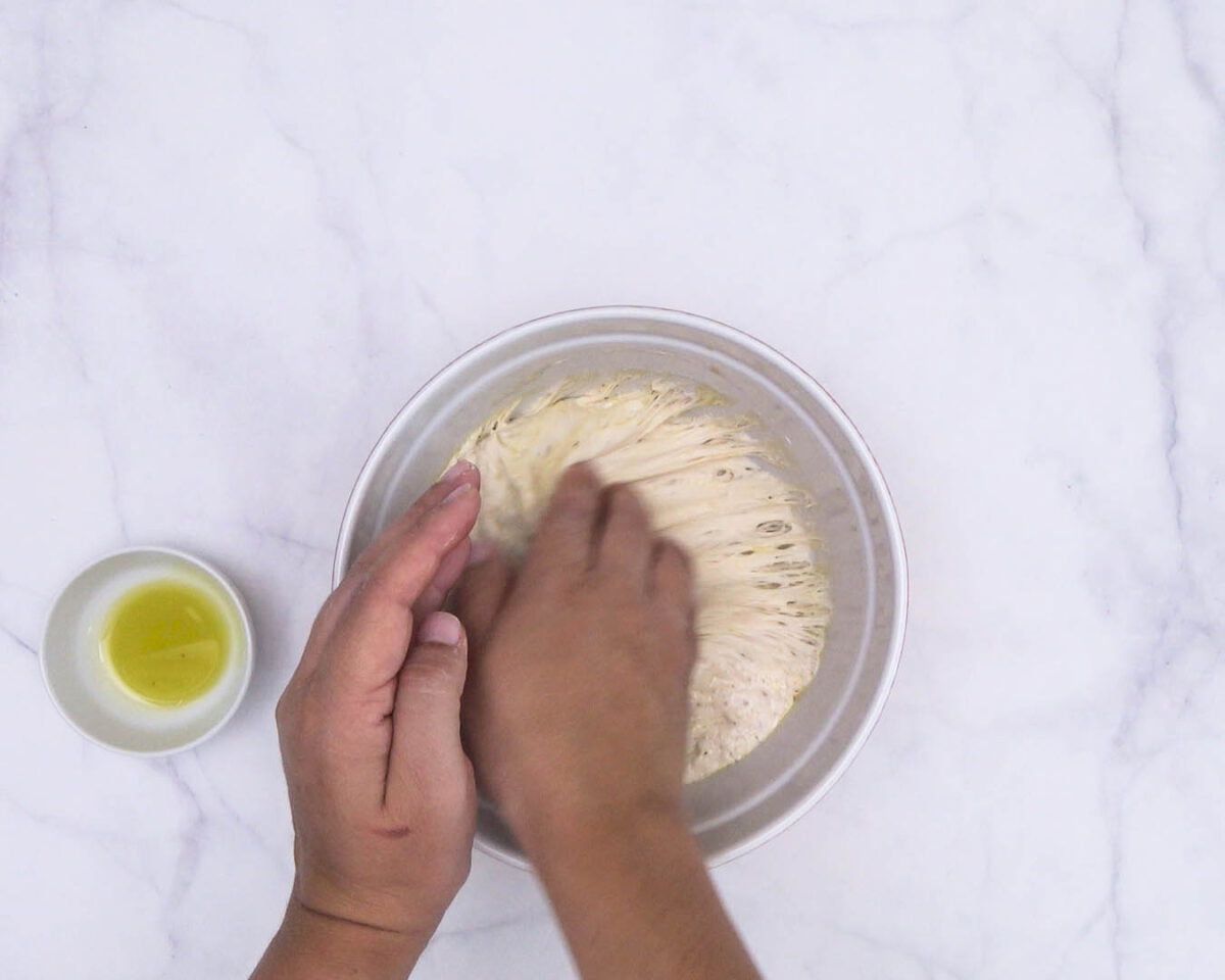 focaccia con cebolla y queso grana padano (10)