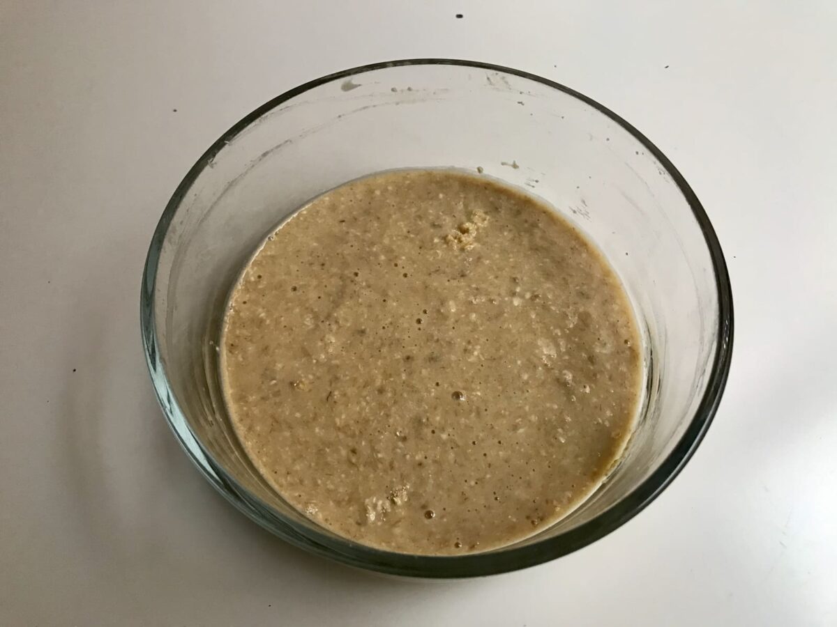 Receta de tortitas de avena con plátano: triturar