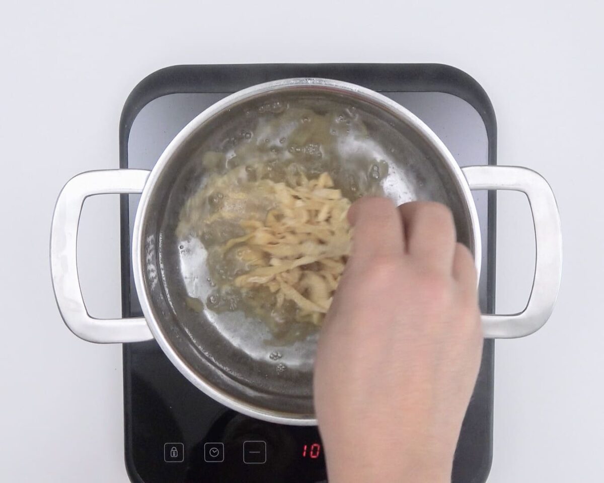 pasta fresca con salsa carbonara 13
