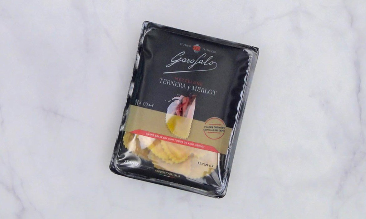 pasta fresca rellena con salsa de queso 9