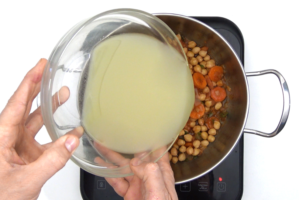 Potaje de garbanzos con arroz