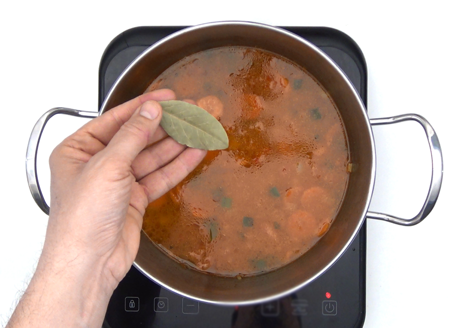 Potaje de garbanzos con arroz