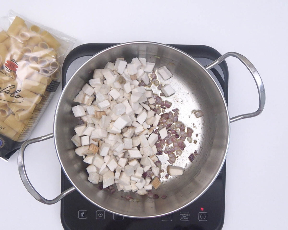 rigatoni con setas boletus y queso brie (14)