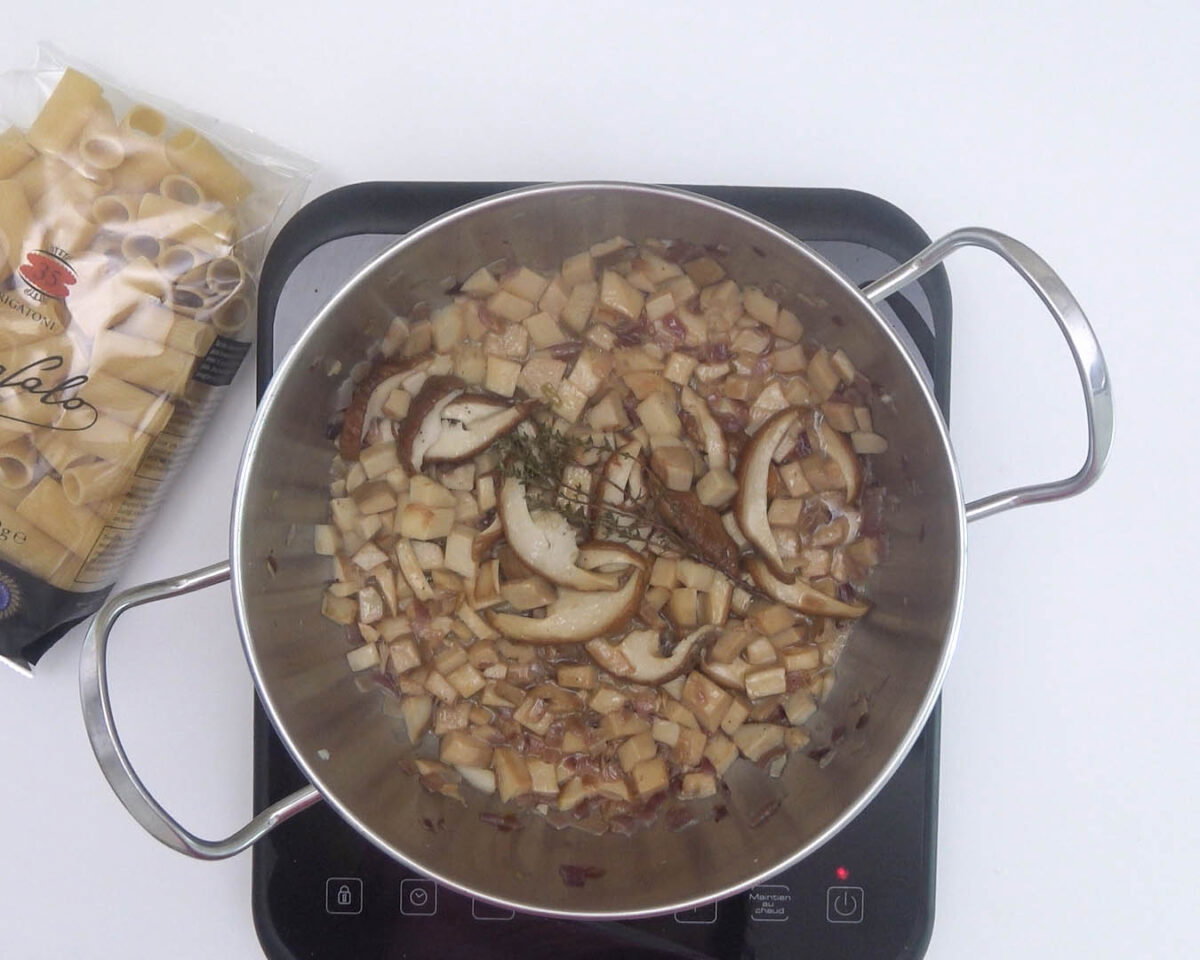 rigatoni con setas boletus y queso brie (19)