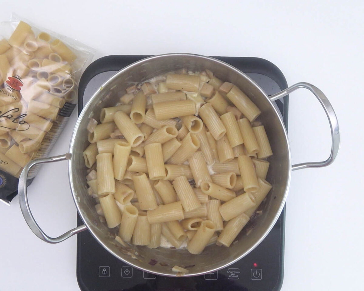 rigatoni con setas boletus y queso brie (22)