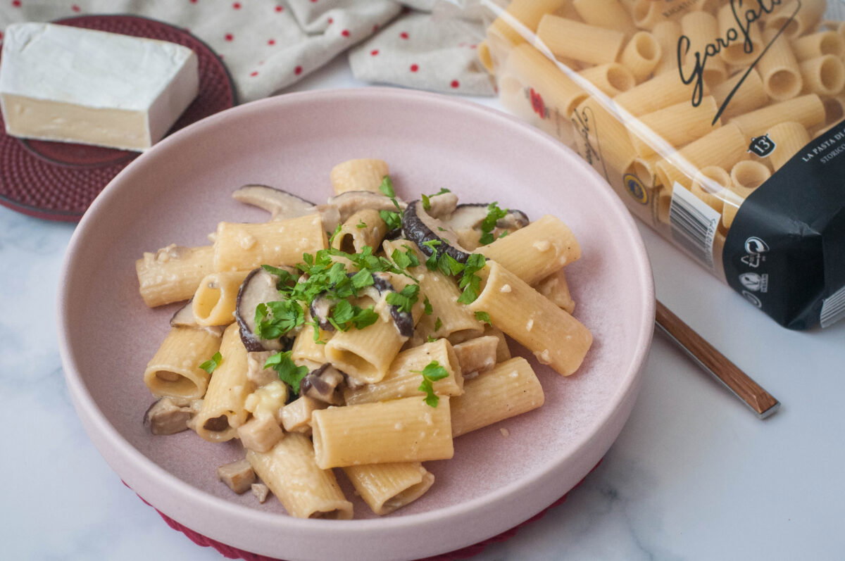 rigatoni con setas boletus y queso brie (3)