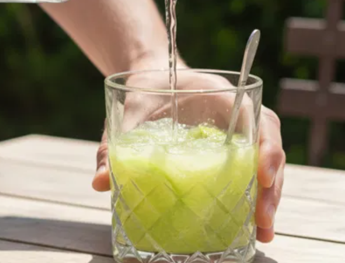 Caprioska. Un cóctel fácil prima de la caipirinha