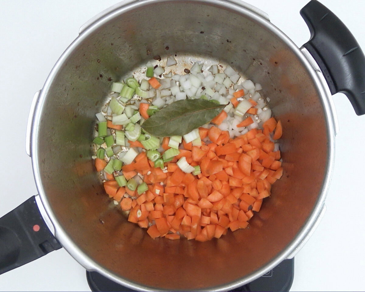Estofado de ternera con patatas y verduras