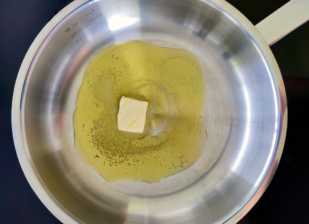 Mezzelune de Boletus y trufa en salsa de champiñones y castañas crujientes