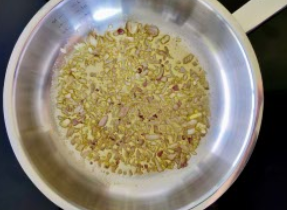 Mezzelune de Boletus y trufa en salsa de champiñones y castañas crujientes