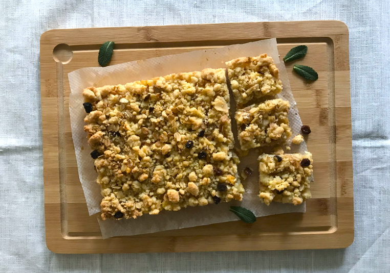 Pasteles de manzana estilo crumble