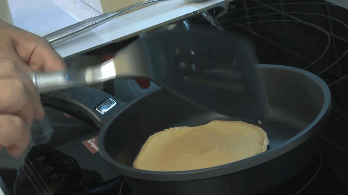 Cómo hacer tortitas: cocinar por ambas caras