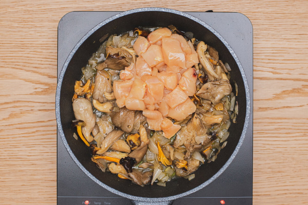 Risotto de pollo y setas