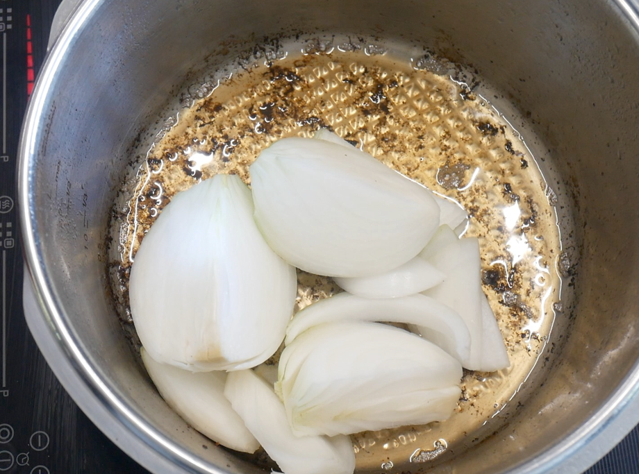 Albóndigas al vino en olla exprés